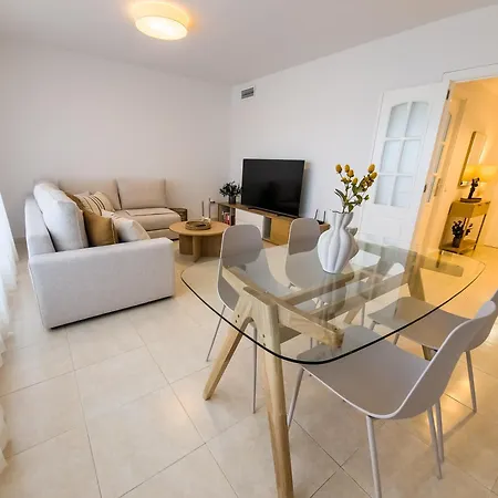 Апартаменти Avanoa - Apolo Xvii